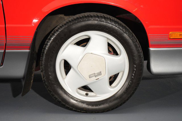 Used 1989 Dodge Daytona Shelby image 45