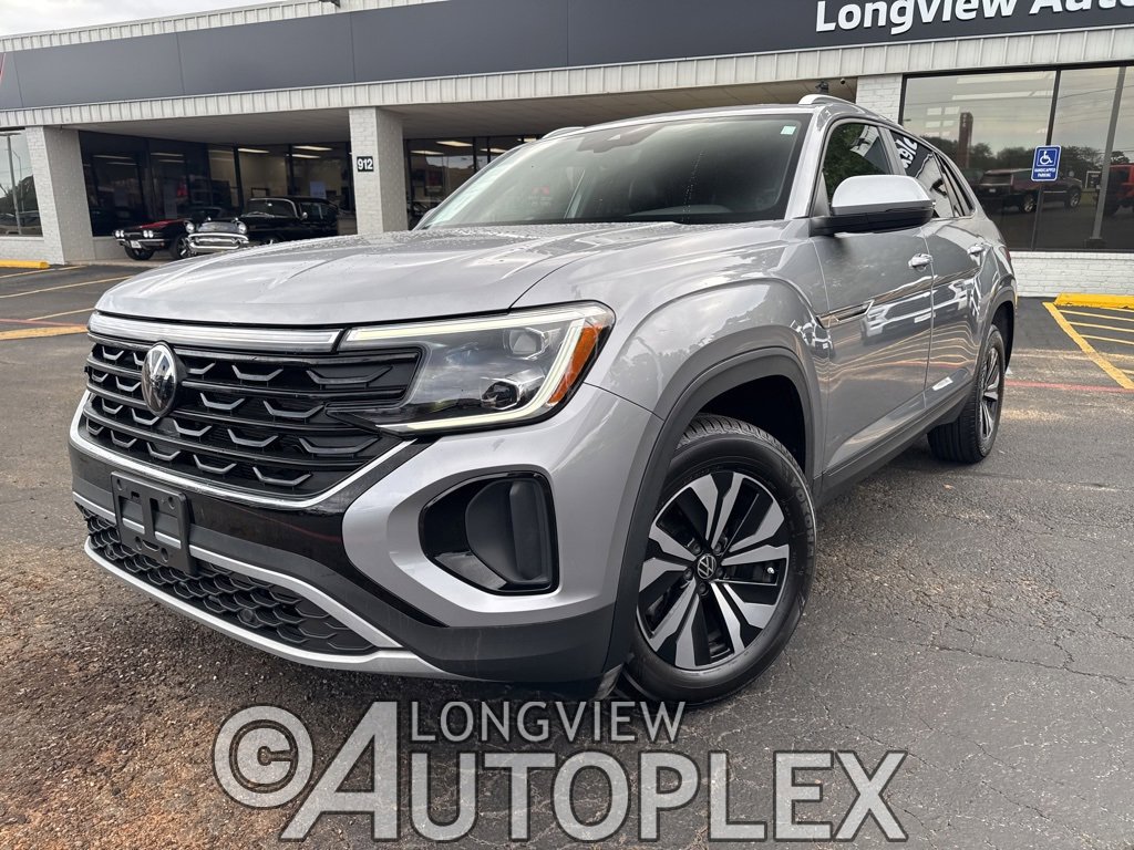 Used 2024 Volkswagen Atlas Cross Sport SE image 1
