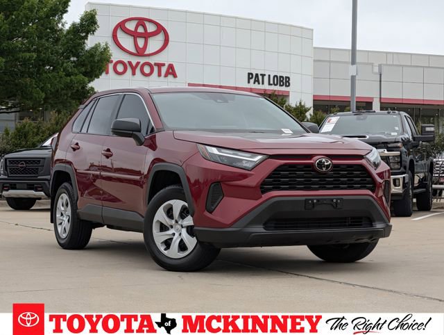 Certified 2025 Toyota RAV4 LE image 1