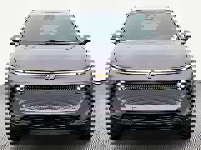 New 2026 Chevrolet Equinox EV LT image 2