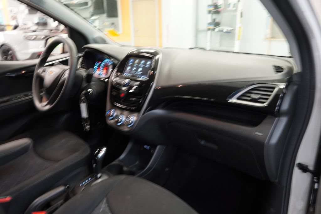 Used 2020 Chevrolet Spark LT FWD image 33