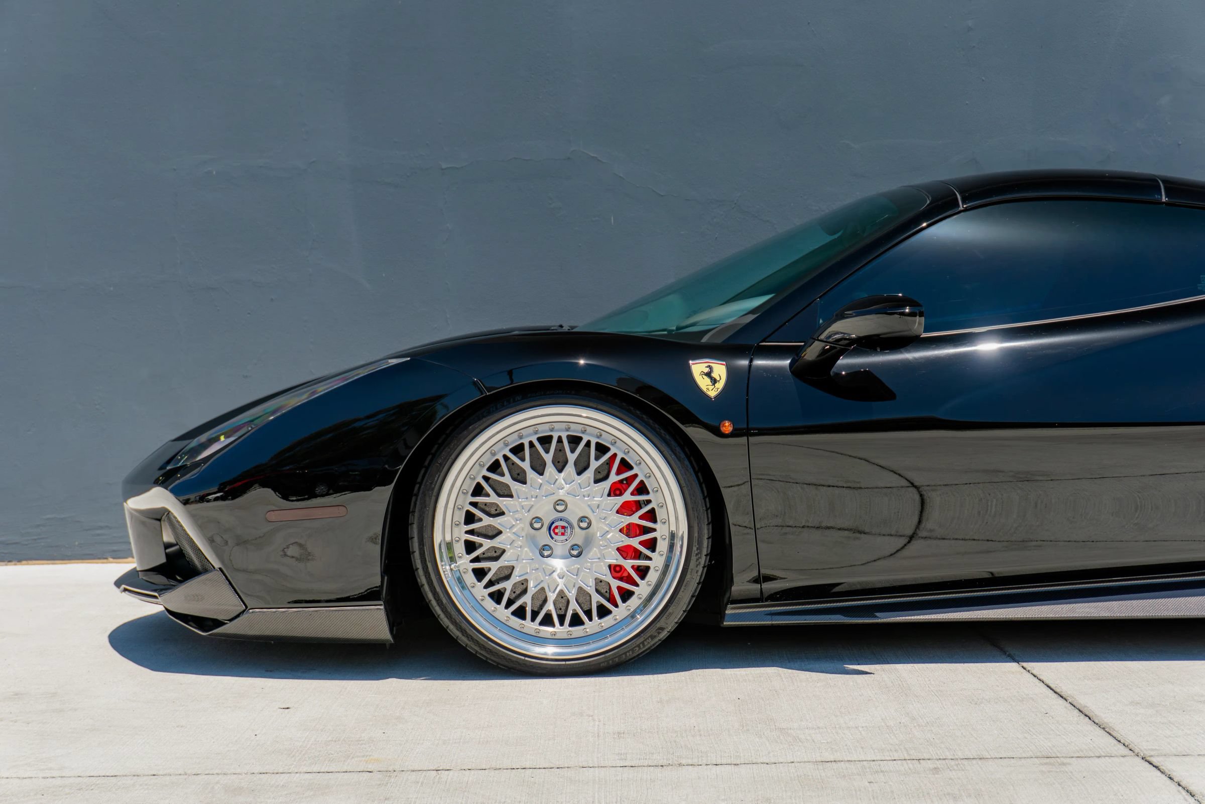 Used 2018 Ferrari 488 Spider RWD image 17