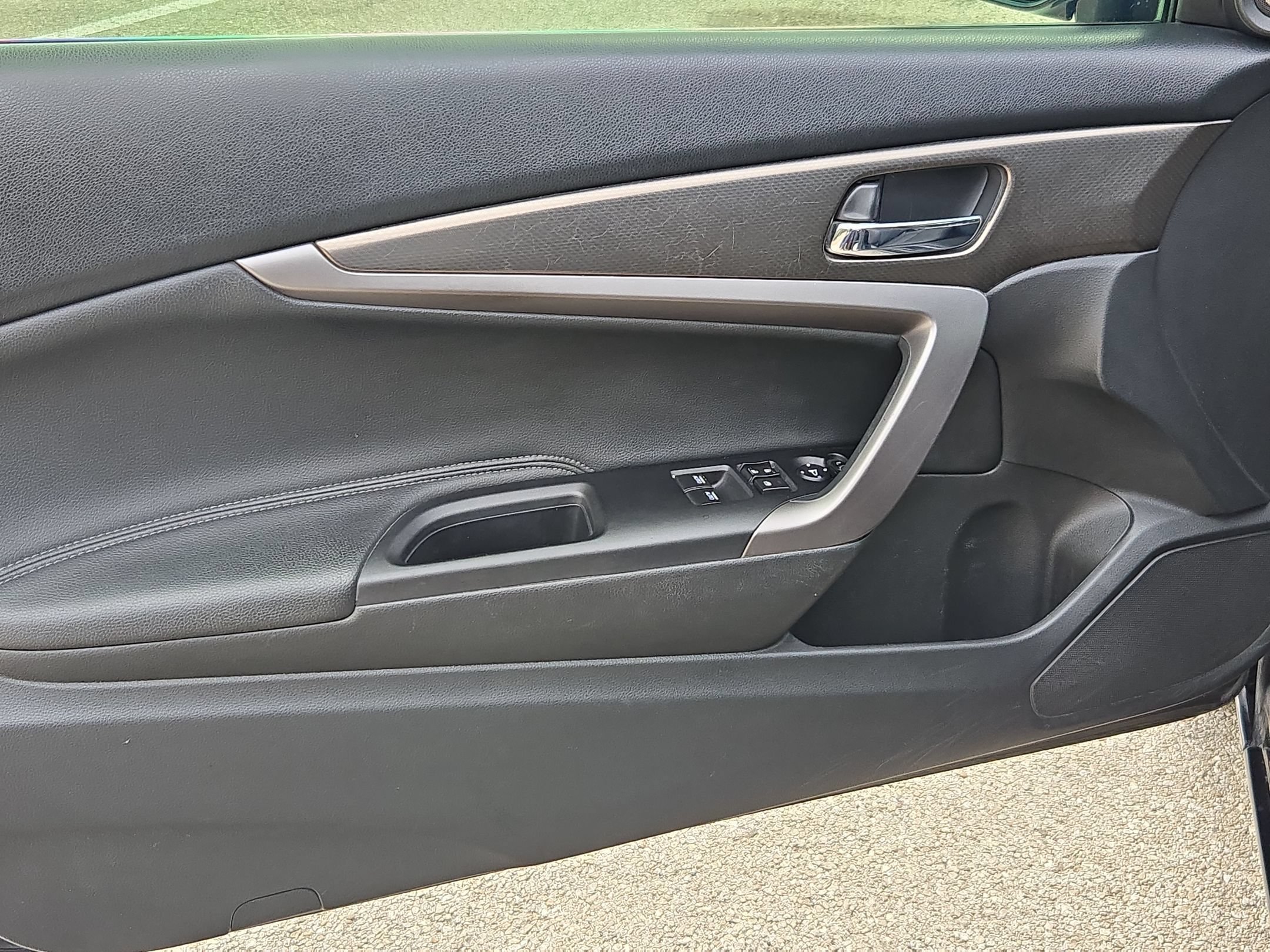 Used 2017 Honda Accord EX image 10