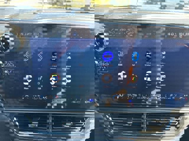 New 2025 Chevrolet Equinox EV RS w/ Convenience Package II image 7