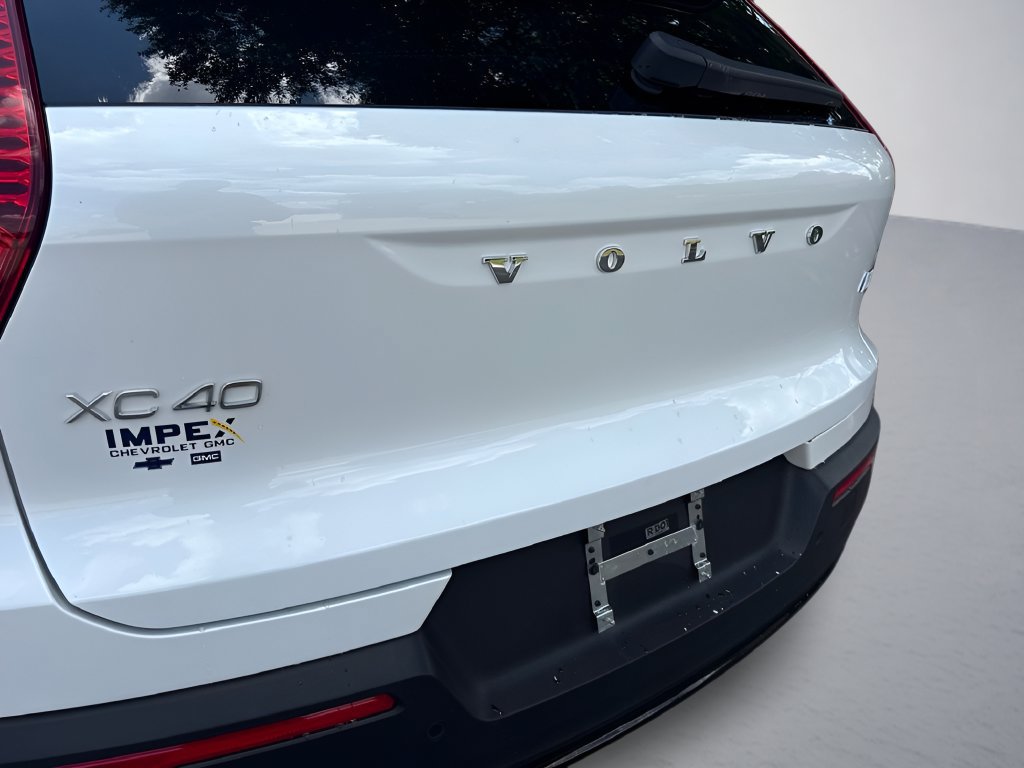 Used 2023 Volvo XC40 Recharge Ultimate AWD/4WD image 30
