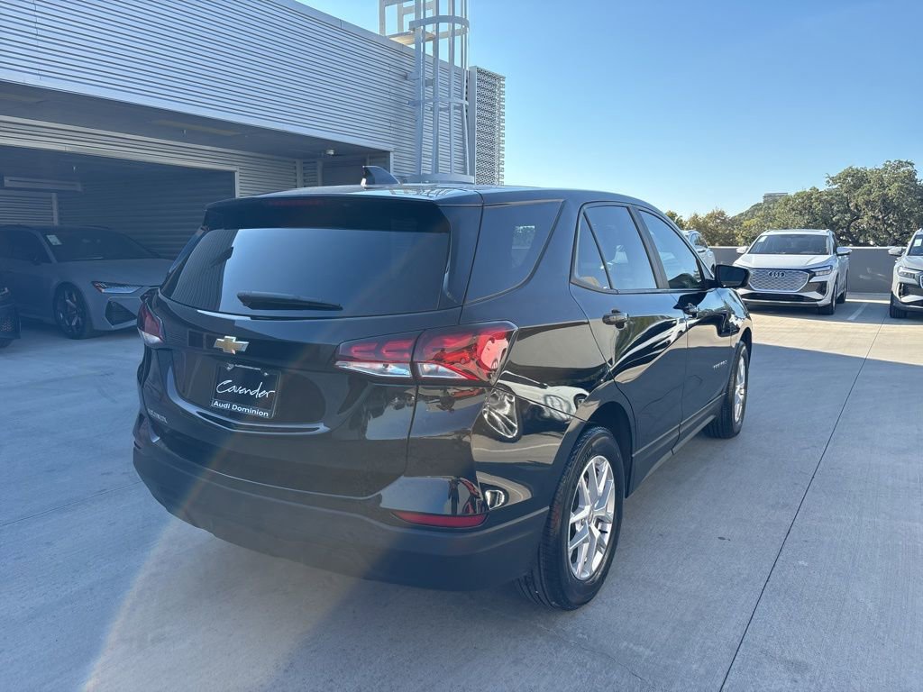Used 2024 Chevrolet Equinox LS w/ LS Convenience Package image 6