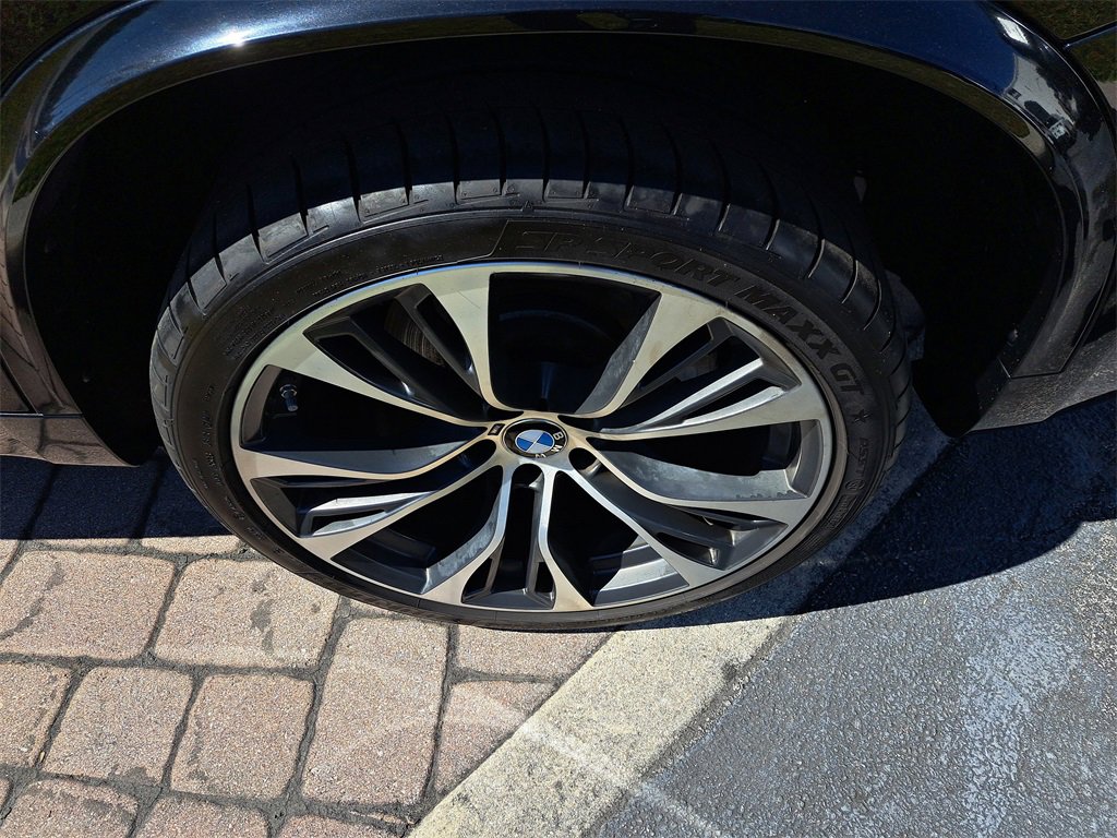 Used 2018 BMW X5 xDrive50i image 9