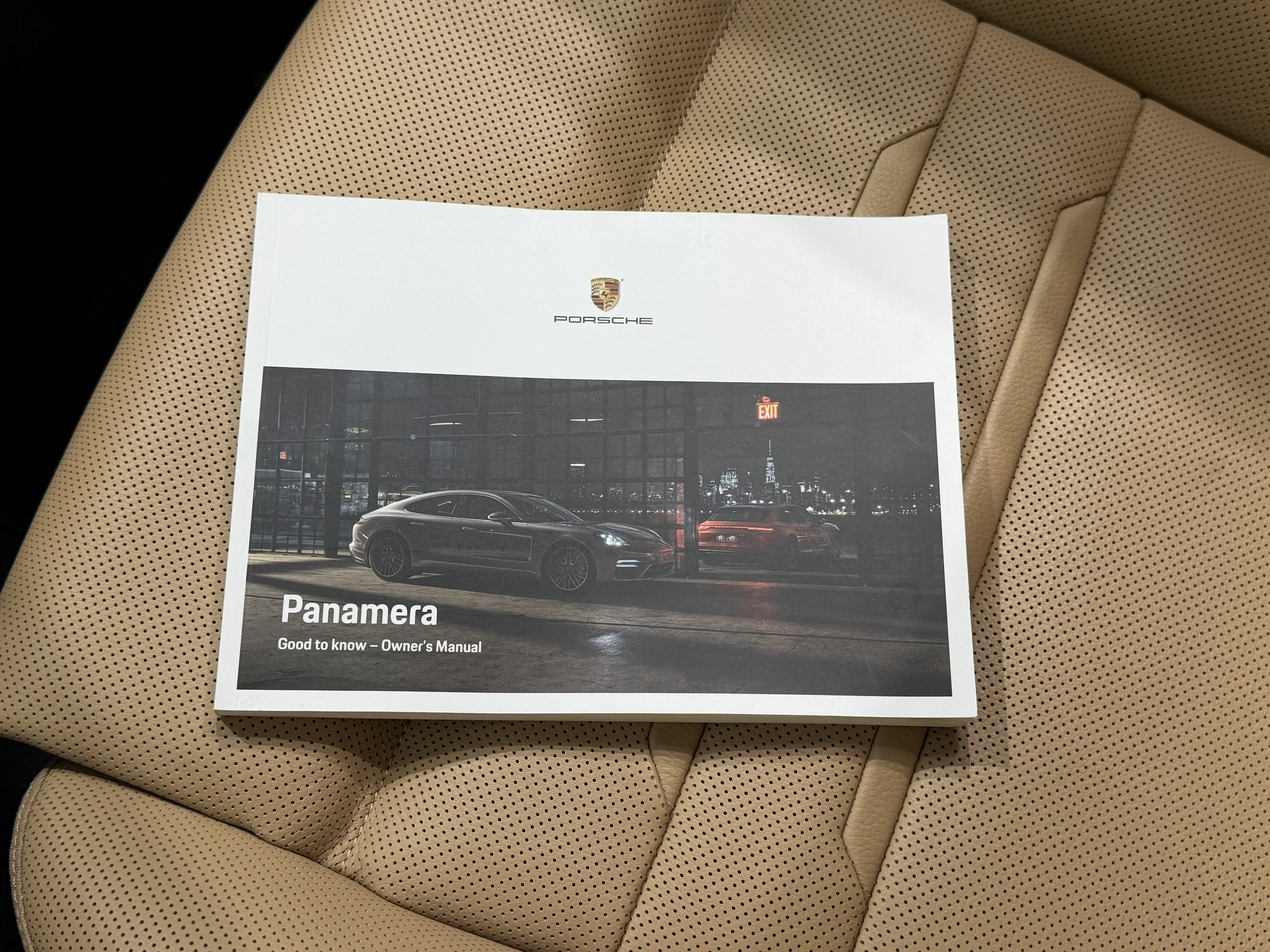 Certified 2023 Porsche Panamera 4 Platinum Edition image 59
