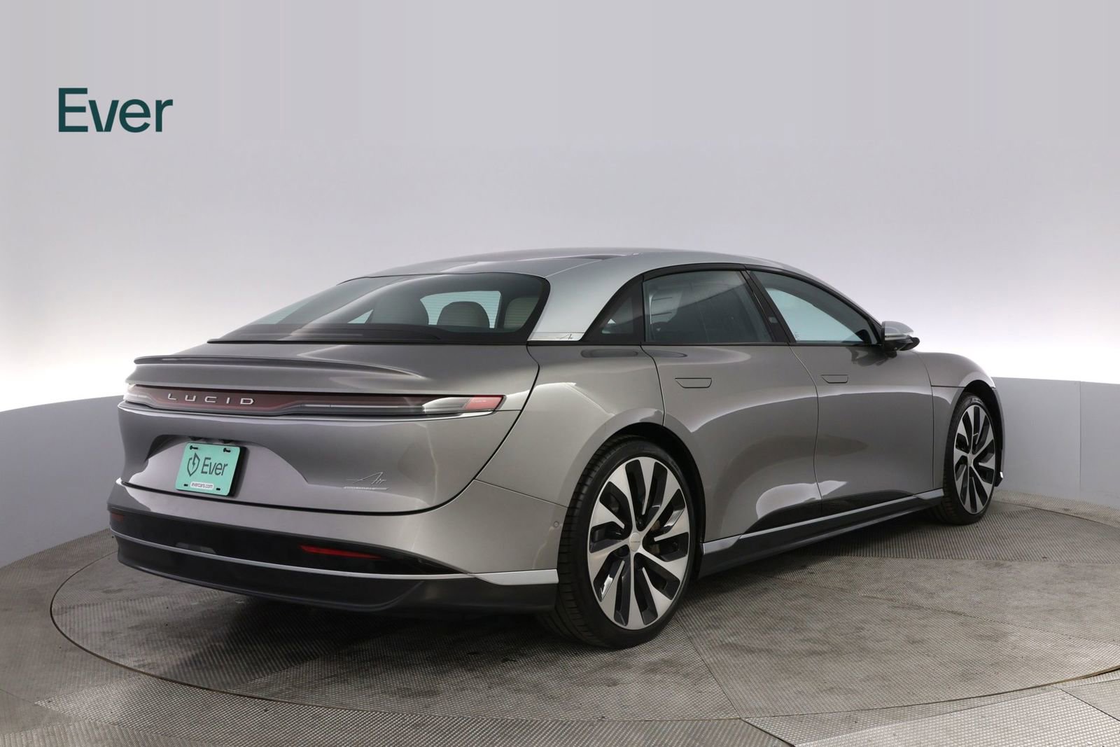 Used 2023 Lucid Air Grand Touring image 3