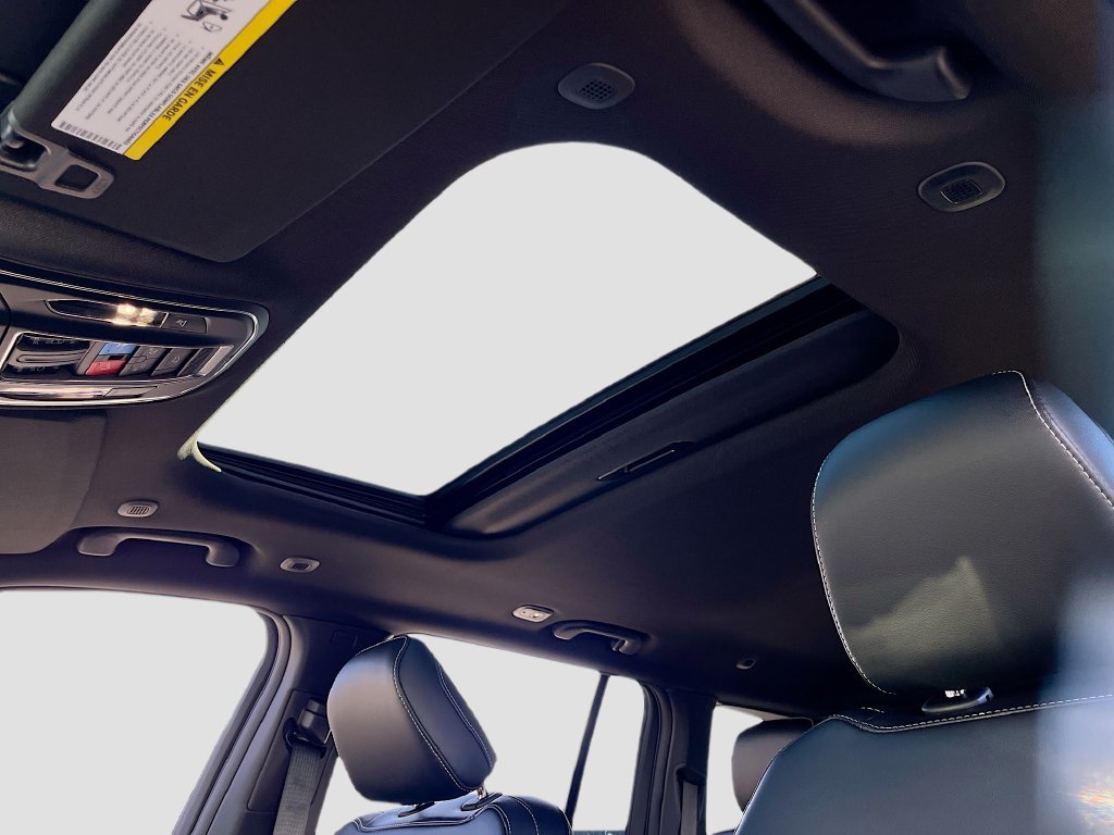 New 2026 Jeep Grand Cherokee Altitude RWD image 21