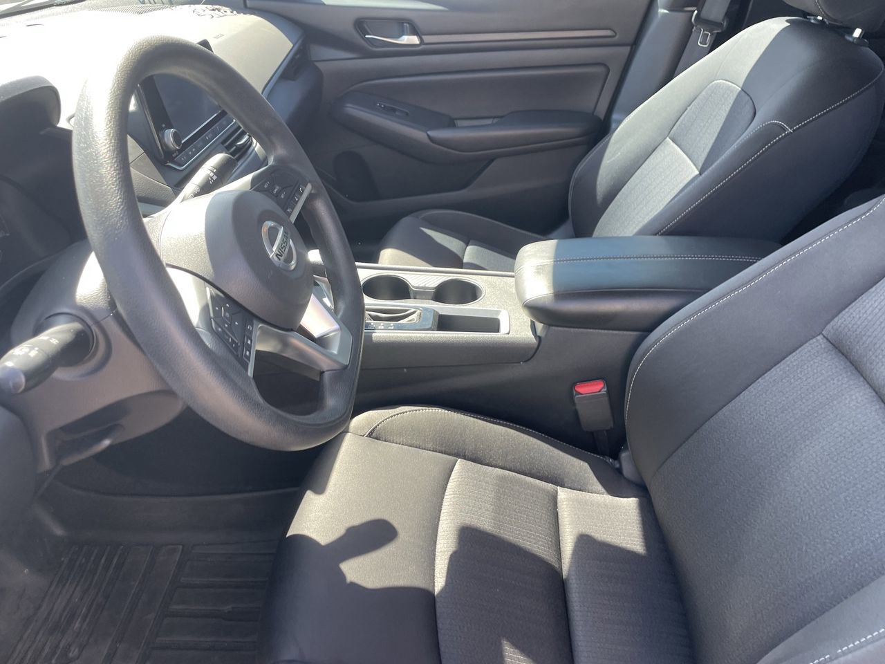 Used 2021 Nissan Altima 2.5 S w/ Driver Assist Package image 4