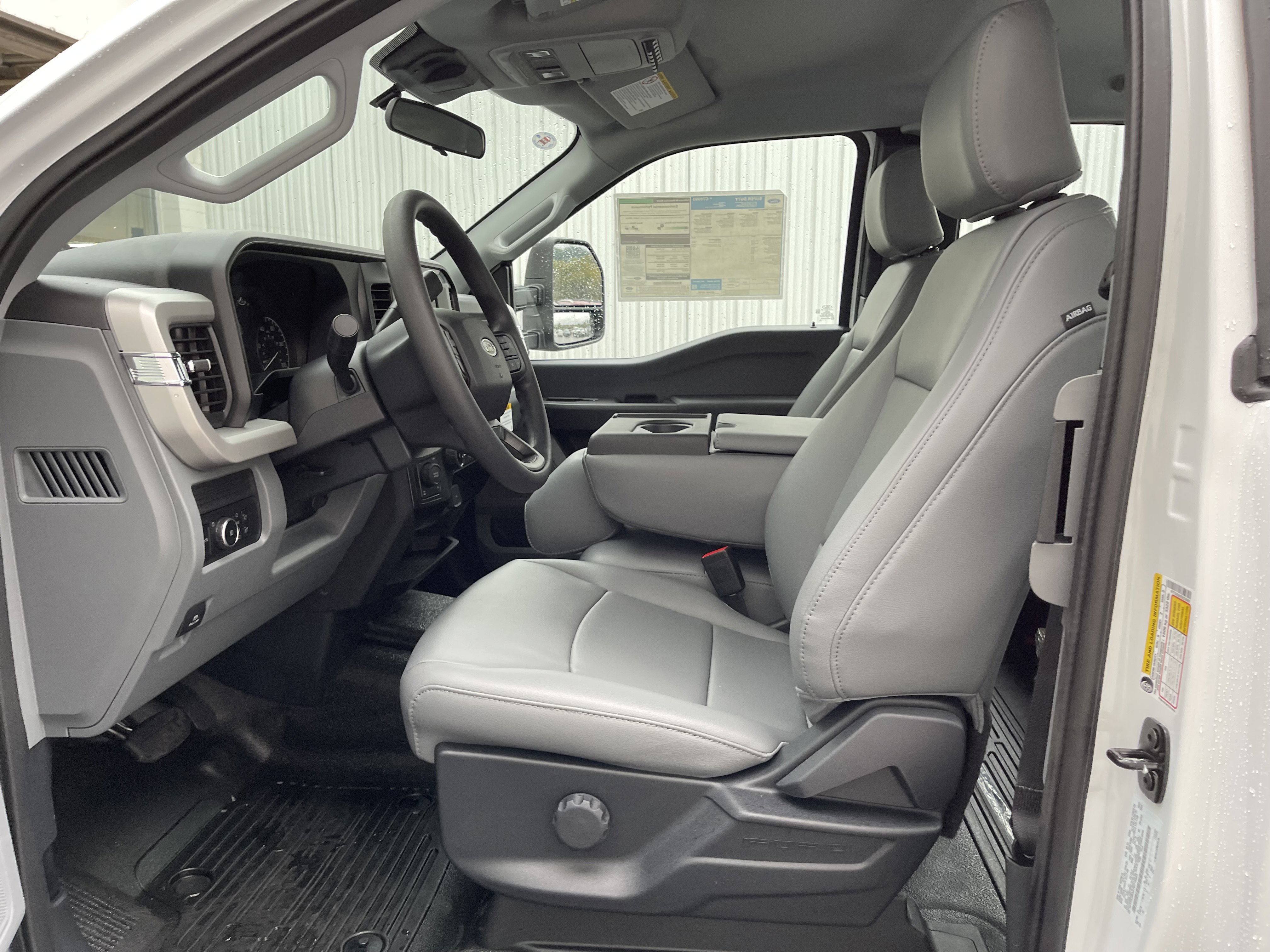 New 2026 Ford F250 XL w/ XL Chrome Package image 10