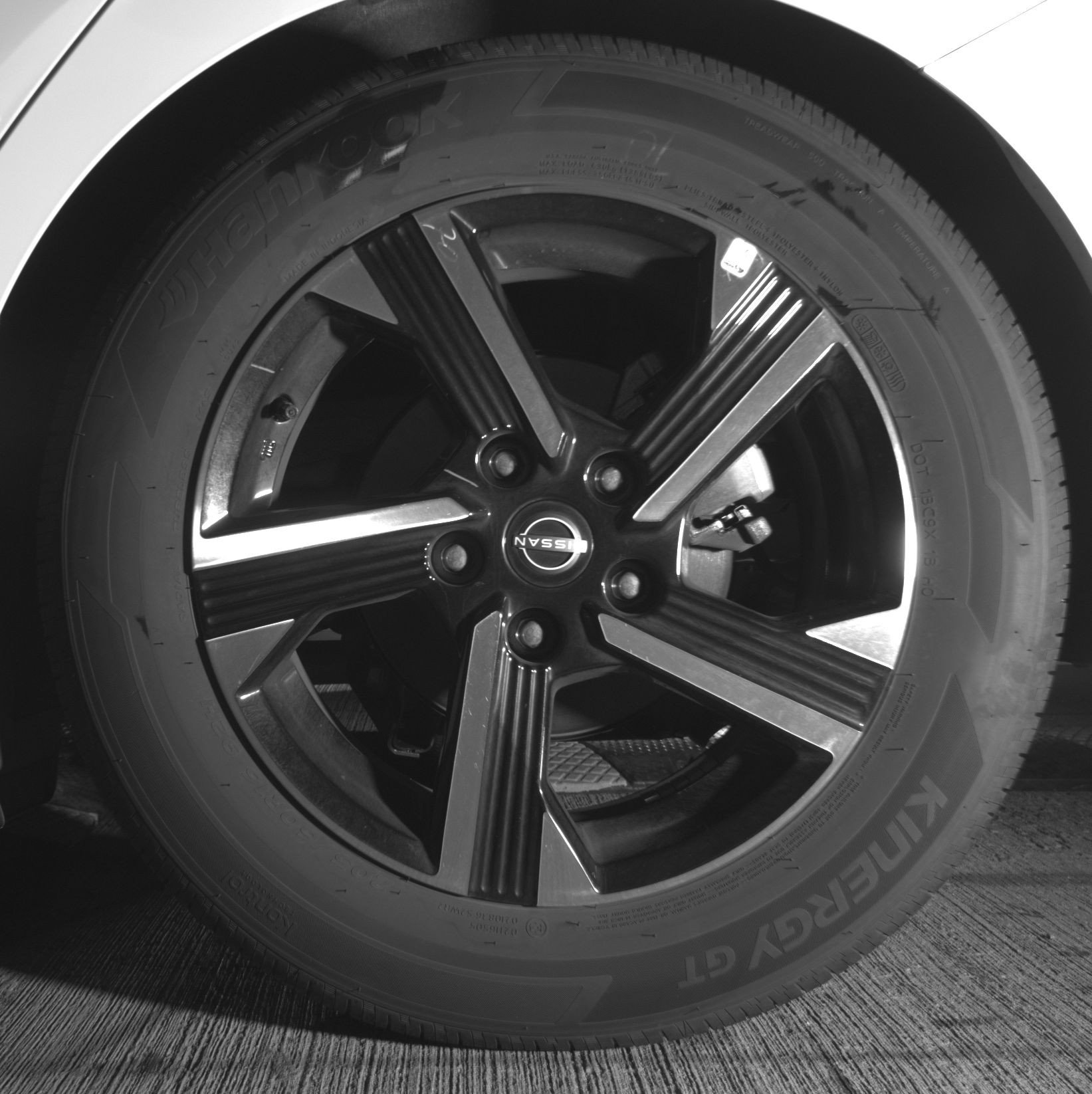 Used 2025 Nissan Sentra SV image 14