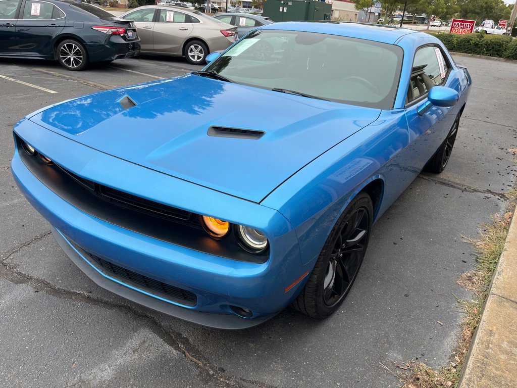 Used 2018 Dodge Challenger SXT w/ Blacktop Package