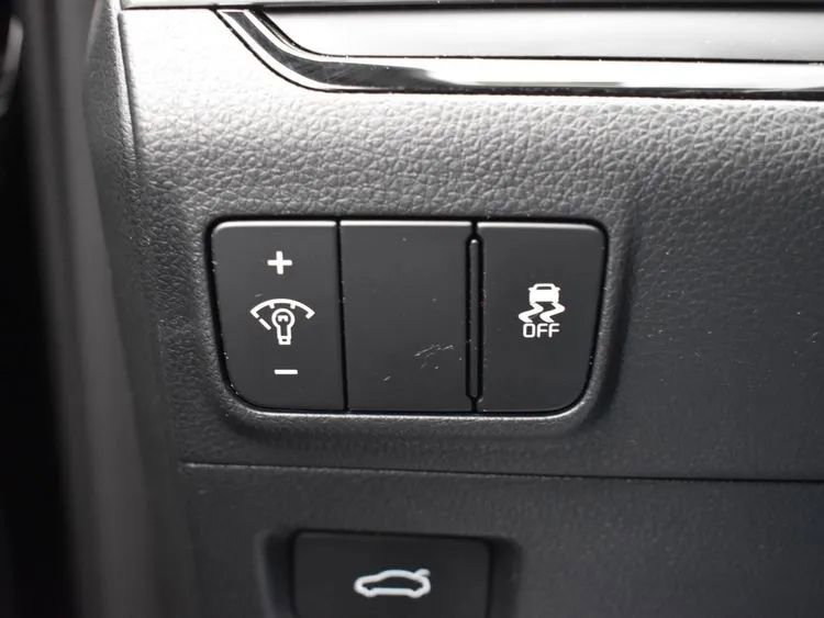 Used 2025 Kia K5 LXS image 21