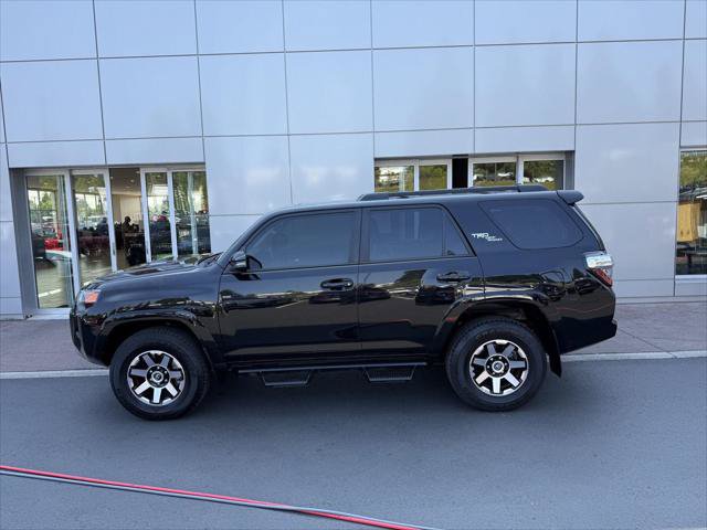 Certified 2024 Toyota 4Runner TRD Off-Road Premium w/ Off Road Premium Plus Package AWD/4WD image 4
