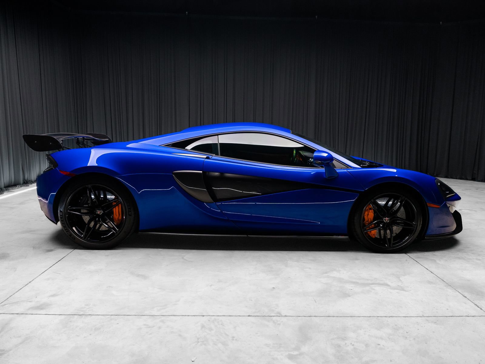 Used 2017 McLaren 570S Coupe image 16