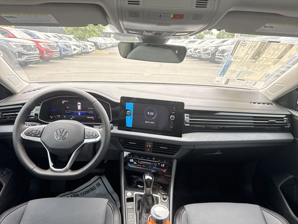 New 2025 Volkswagen Jetta SE image 21