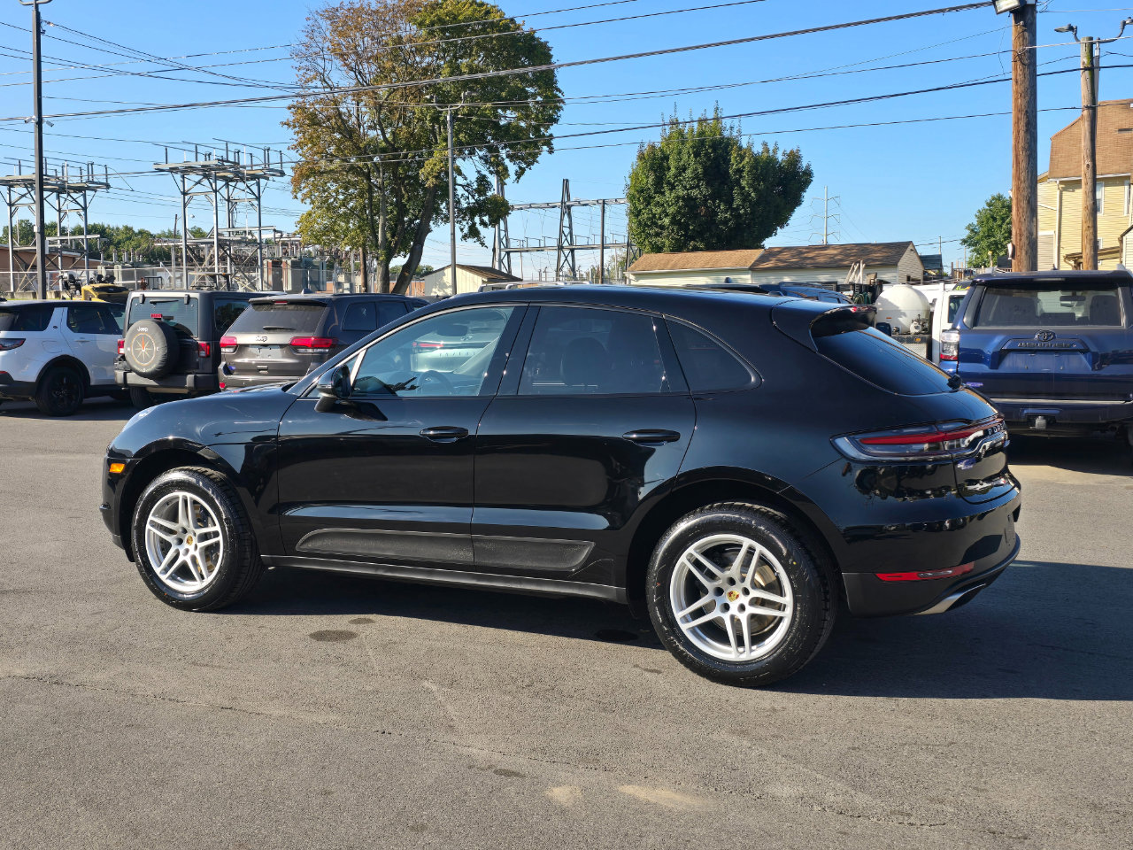 Used 2021 Porsche Macan image 3