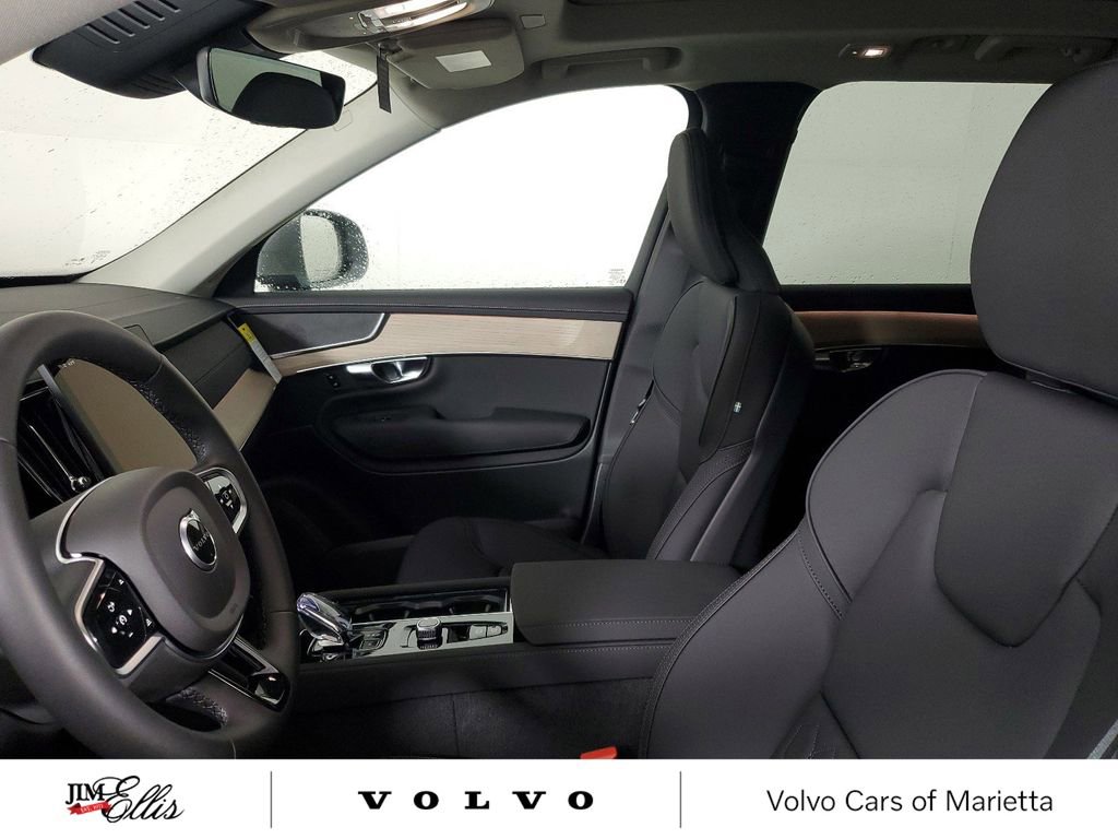 New 2025 Volvo XC90 B6 Core w/ Climate Package image 23