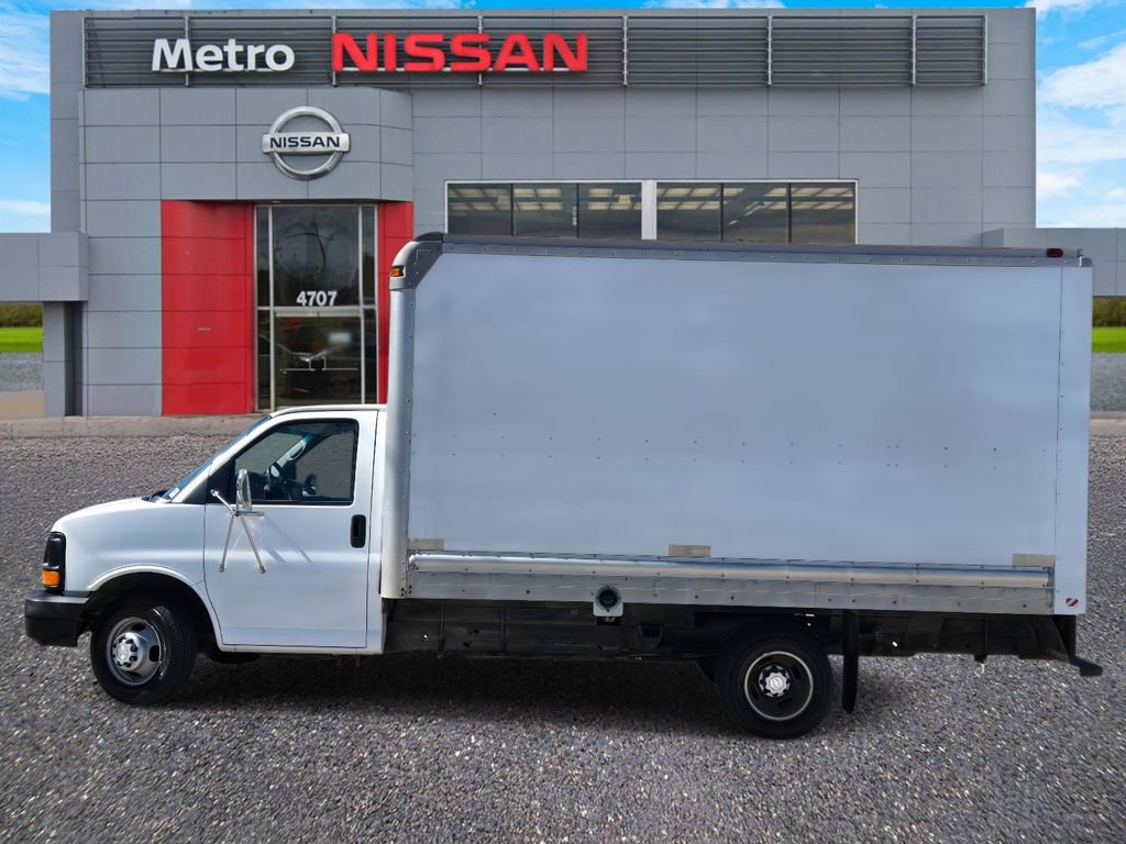 Used 2006 Chevrolet Express 3500 image 3