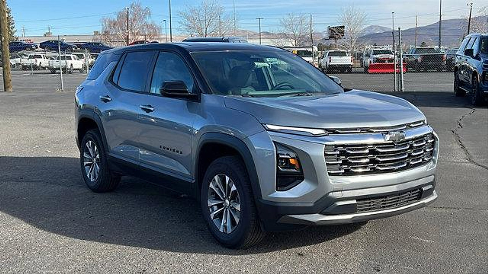 New 2026 Chevrolet Equinox LT w/ Convenience Package II image 3