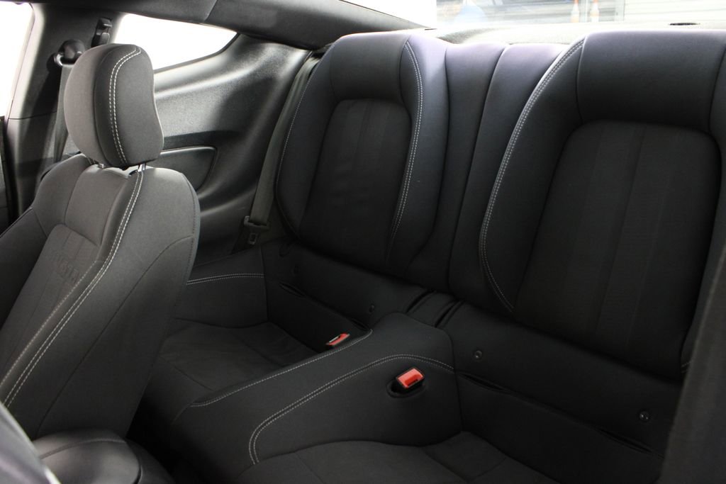 Used 2019 Ford Mustang Coupe RWD image 20