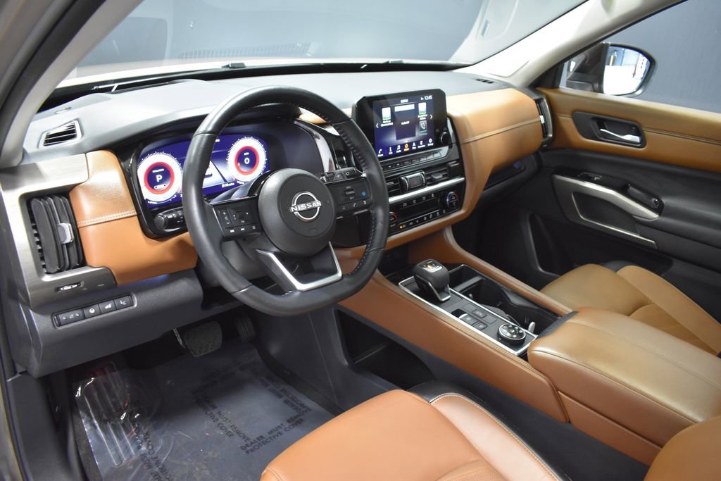 Certified 2023 Nissan Pathfinder Platinum AWD/4WD image 4