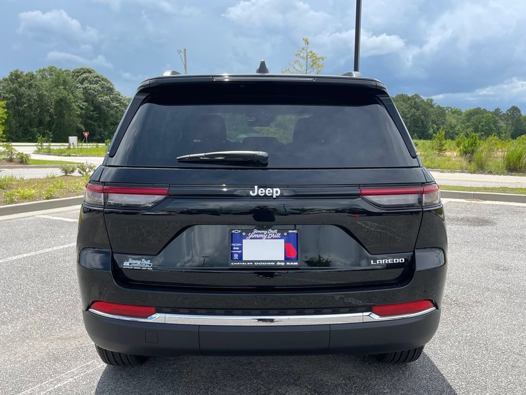New 2026 Jeep Grand Cherokee Laredo RWD image 16