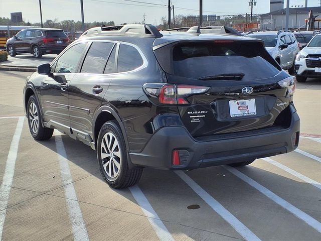 Used 2022 Subaru Outback Premium image 2