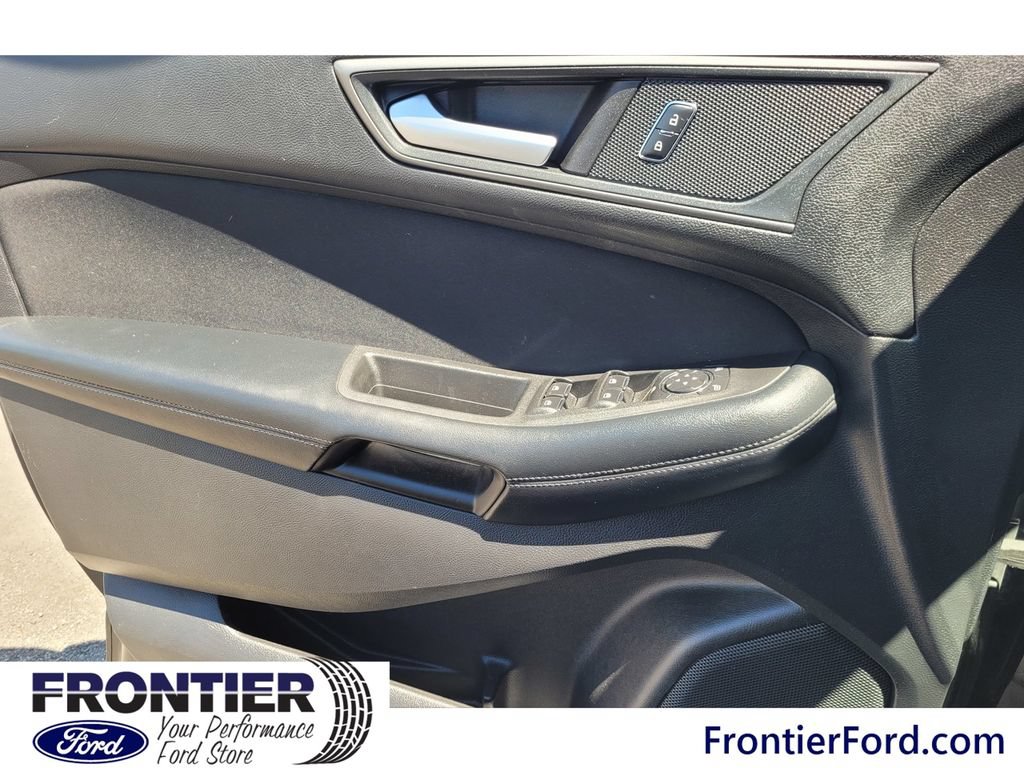 Used 2017 Ford Edge SE AWD/4WD image 19