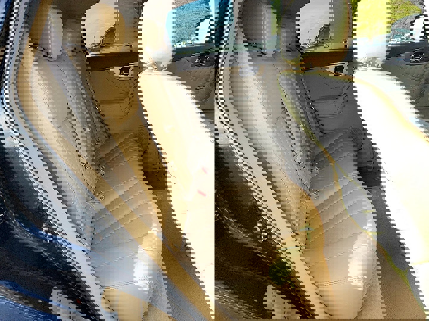 Used 2013 INFINITI FX37 AWD w/ Premium Pkg image 27