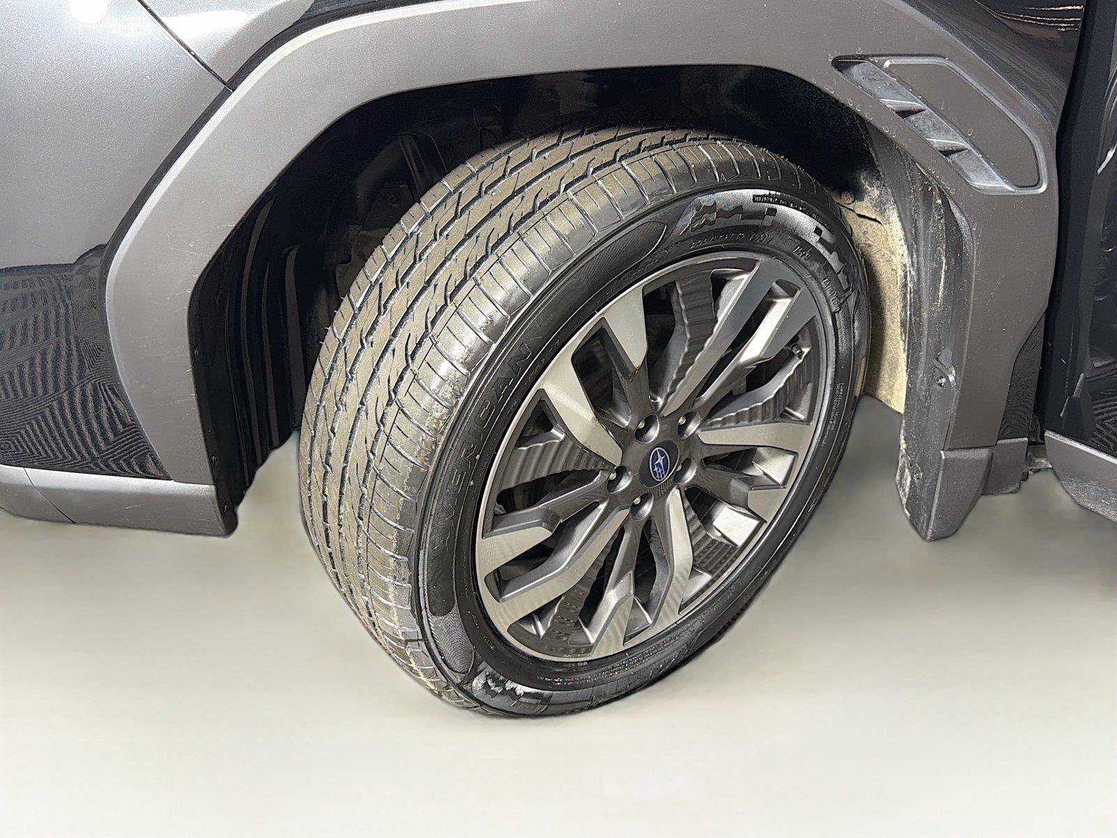 Used 2025 Subaru Forester Touring AWD/4WD image 37