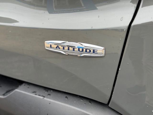 Used 2022 Jeep Renegade Latitude image 13