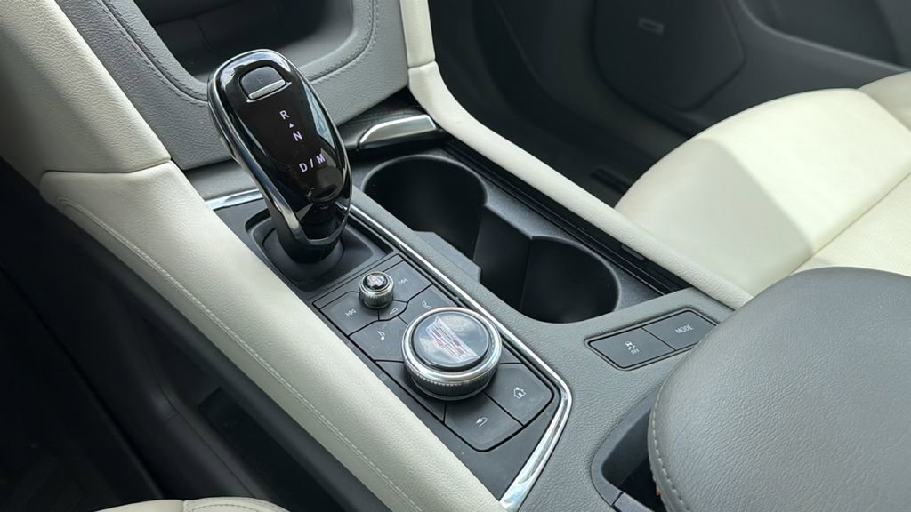 Used 2021 Cadillac XT6 Premium Luxury image 25