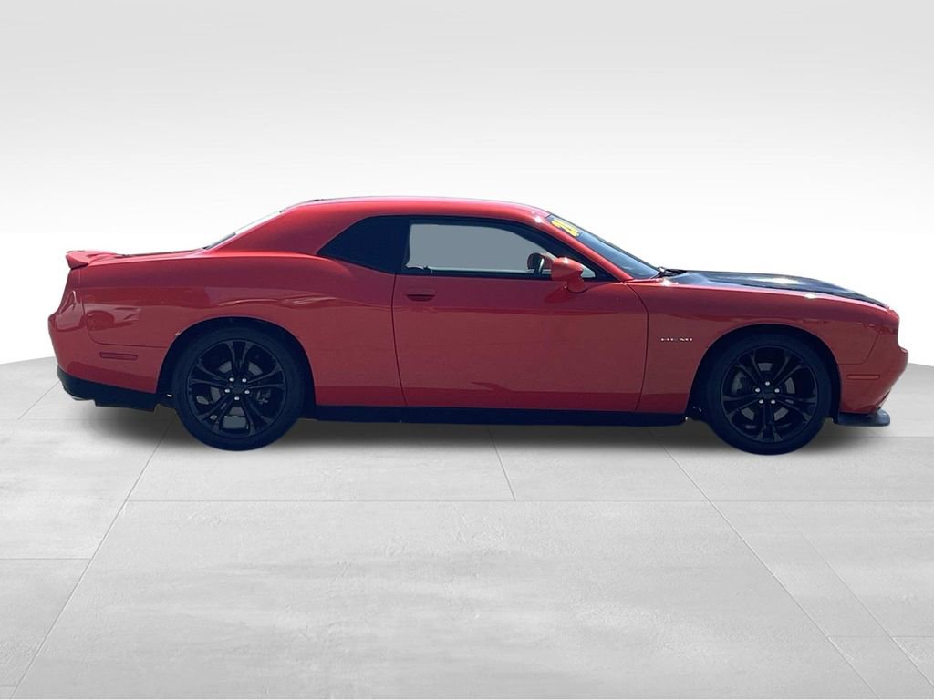 Used 2020 Dodge Challenger R/T RWD image 2