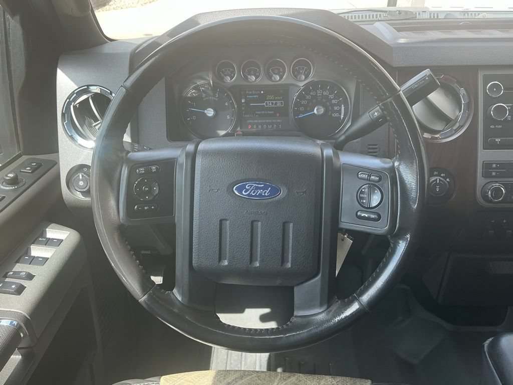 Used 2011 Ford F250 Lariat w/ Lariat Interior Pkg AWD/4WD image 12
