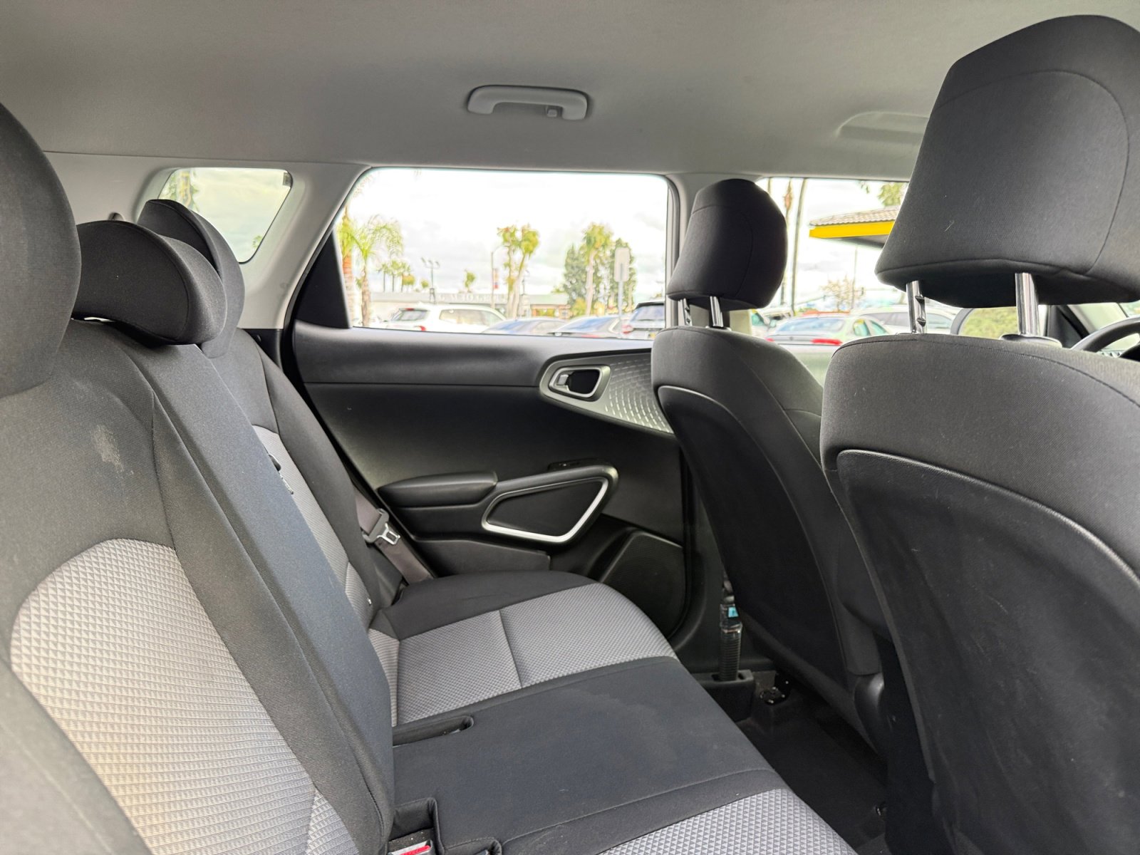 Used 2021 Kia Soul LX image 15