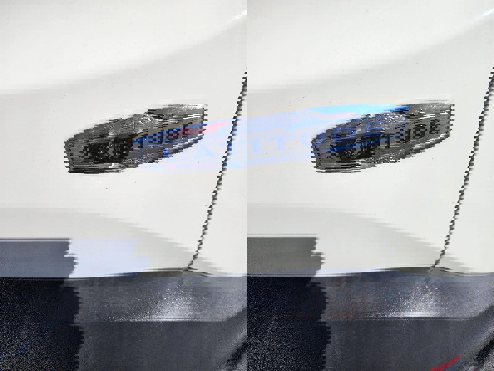 Used 2020 Jeep Renegade Latitude w/ Cold Weather Group image 32