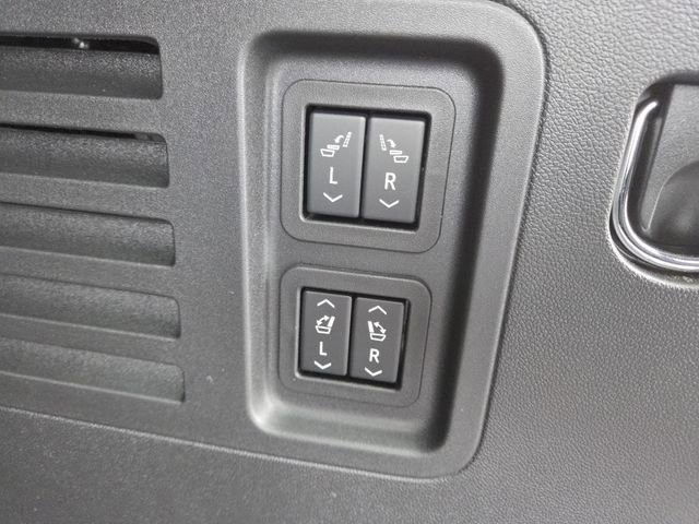 New 2026 Buick Enclave Preferred w/ Power Package image 17