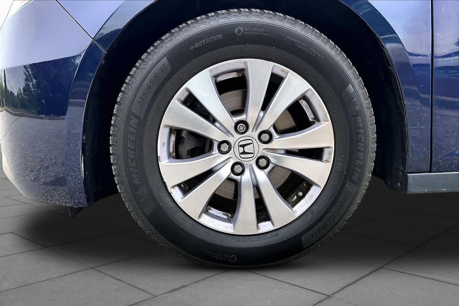 Used 2017 Honda Odyssey EX-L image 11