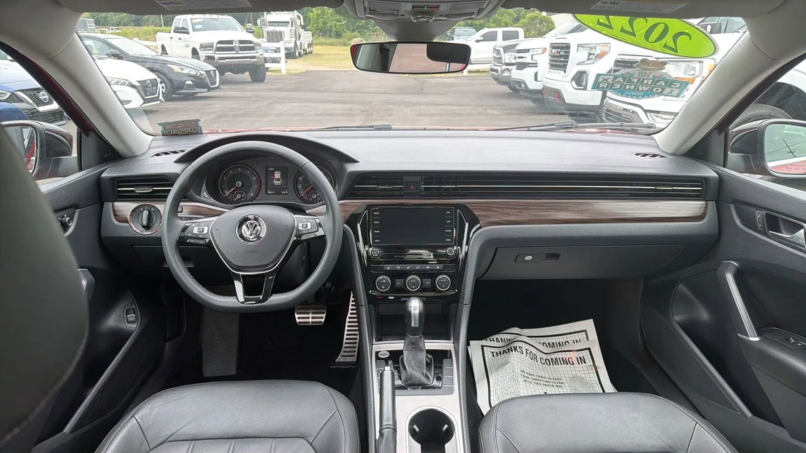 Used 2022 Volkswagen Passat 2.0T FWD image 9