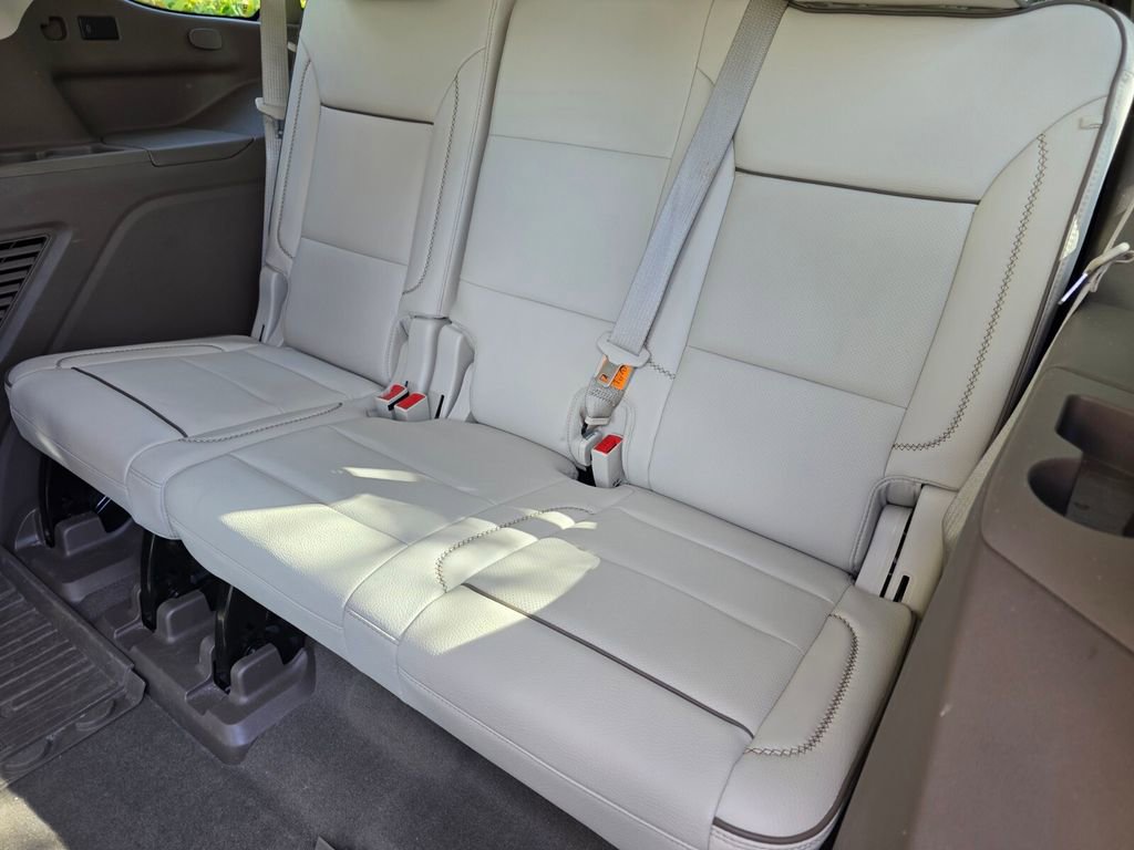 Used 2021 GMC Yukon Denali w/ LPO, Illumination Package image 28