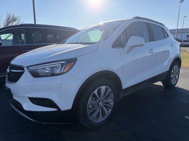 Used 2020 Buick Encore Preferred w/ Safety Package image 2