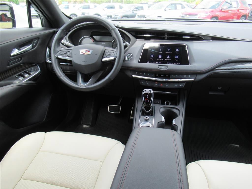 Used 2023 Cadillac XT4 Sport FWD image 12