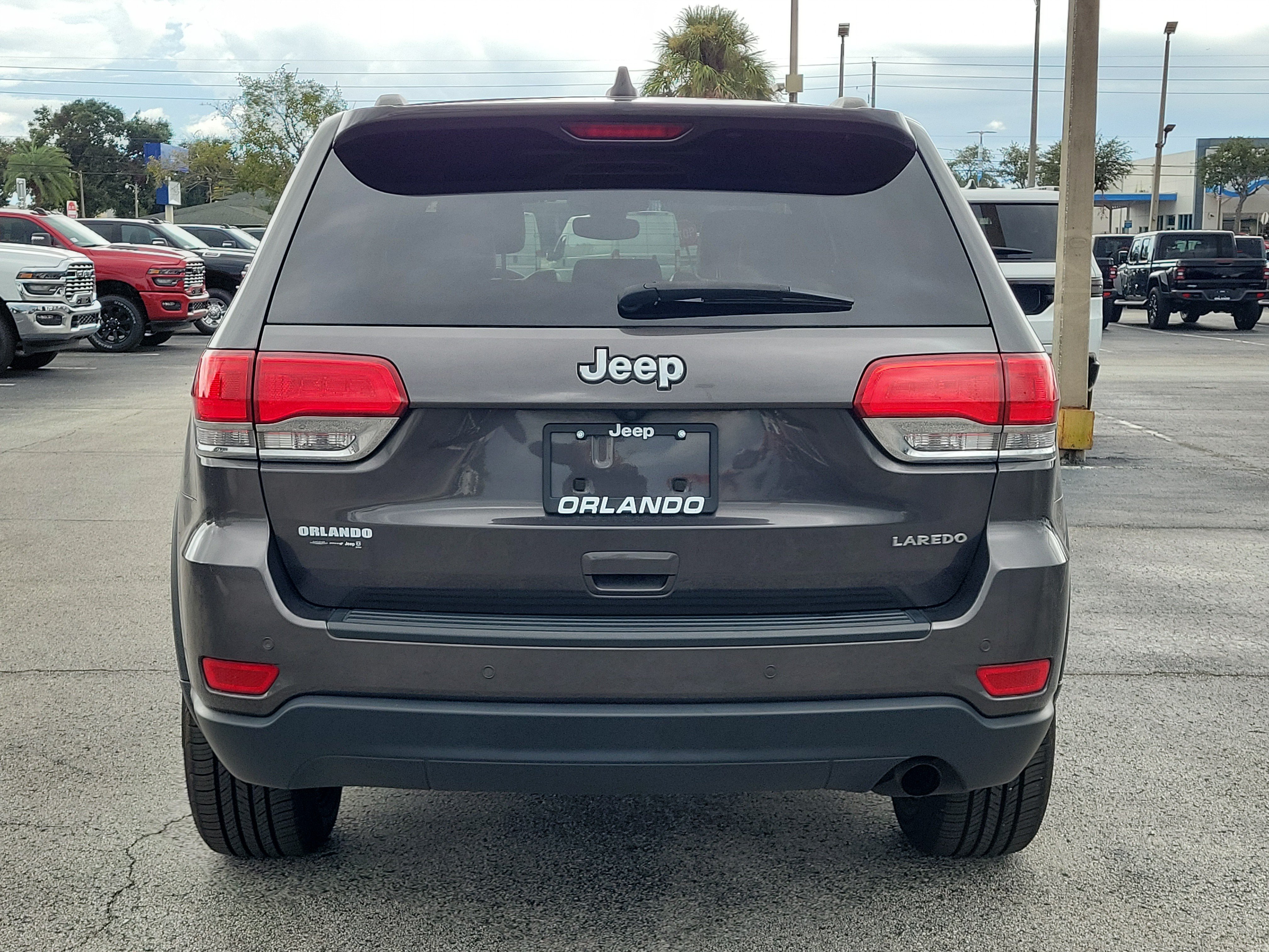 Used 2019 Jeep Grand Cherokee Laredo w/ Laredo X Package RWD image 6