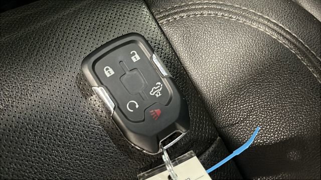 Used 2022 Chevrolet Silverado 2500 LTZ AWD/4WD image 20