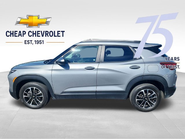 Used 2024 Chevrolet TrailBlazer LT AWD/4WD image 2