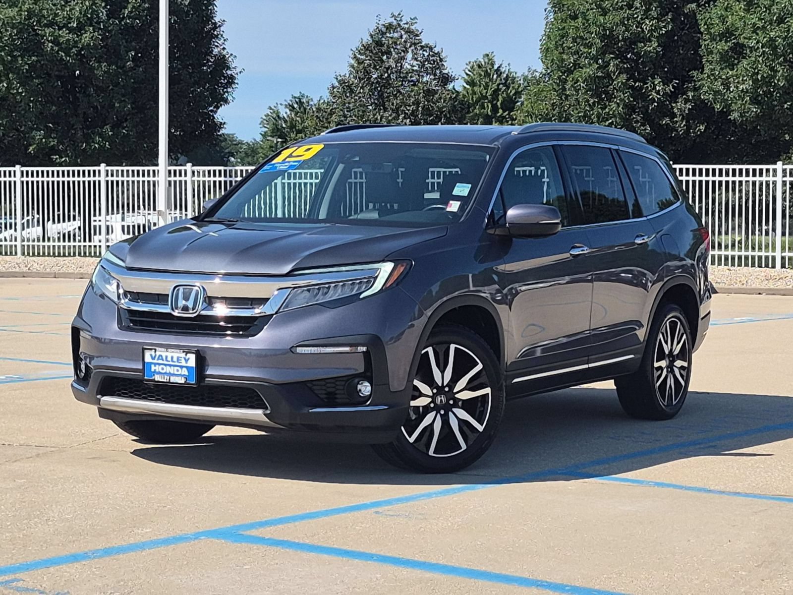 Certified 2019 Honda Pilot Elite image 2