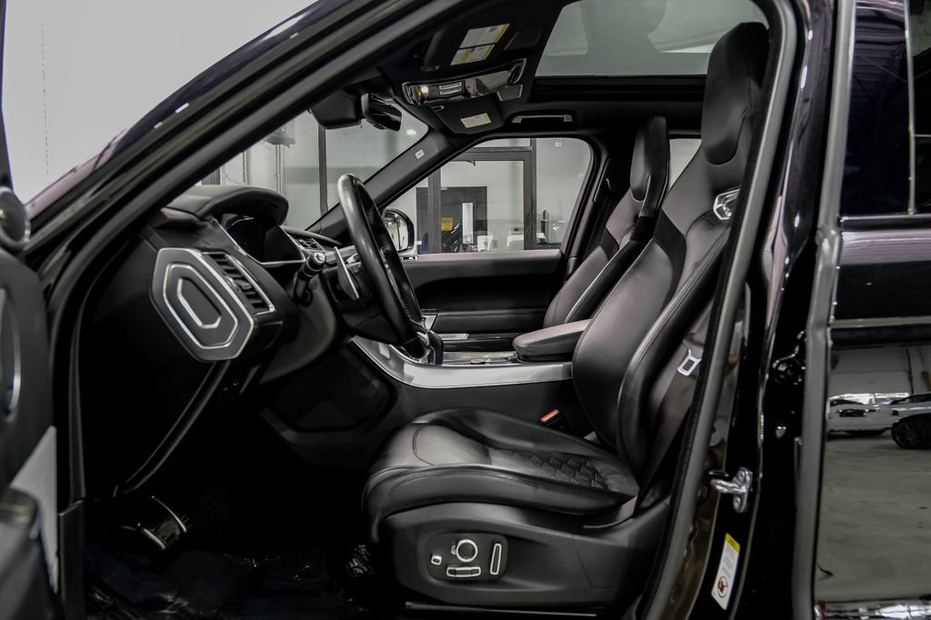 Used 2018 Land Rover Range Rover Sport SVR image 47